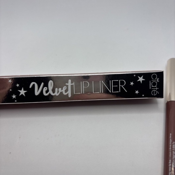 Ciate Velvet Lip Liner in Coco - Picture 2 of 3